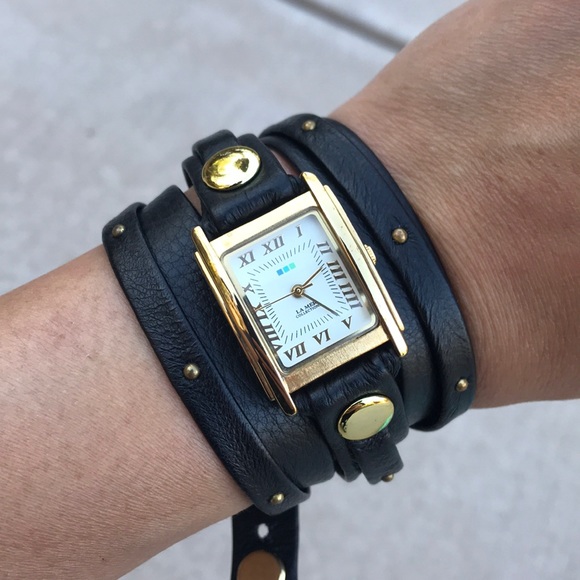 La Mer Collections Accessories - La Mer Collections Leather Wrap Watch
